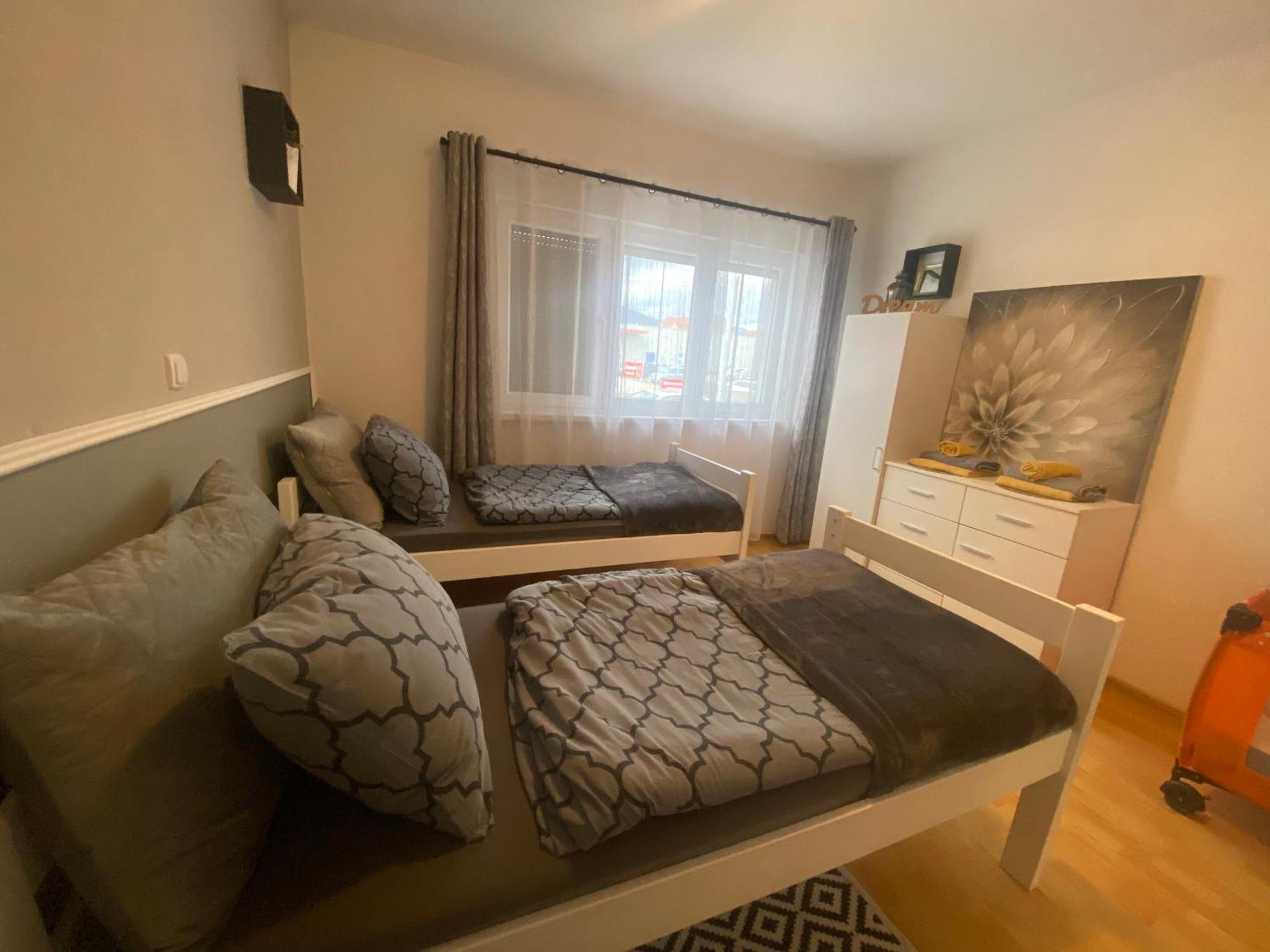 Apartman El Ogulin Εξωτερικό φωτογραφία