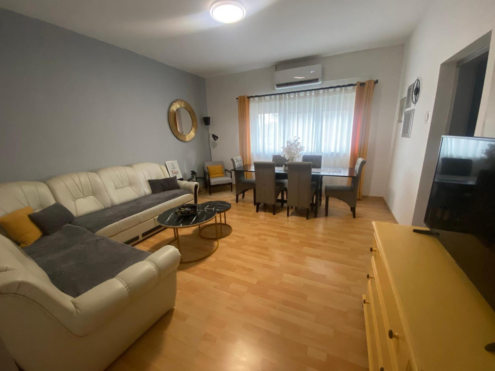 Apartman El Ogulin Εξωτερικό φωτογραφία